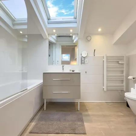 Tony Allard By Winsome Destination 4b Apartment Cannes